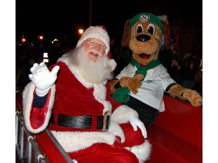 Suwanee’s Jolly Holly Day